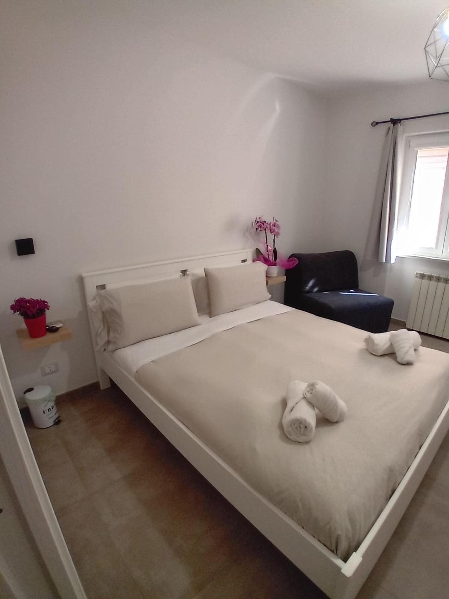 La Casetta Di Zio E Pia Fiumicino Exterior foto